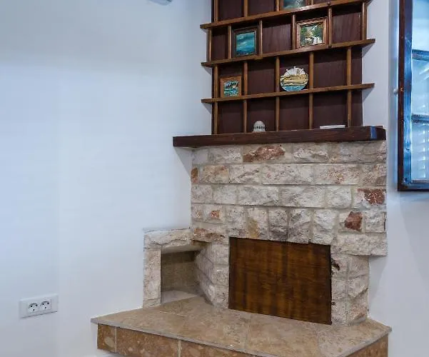 Szálloda Nisha Suđurađ